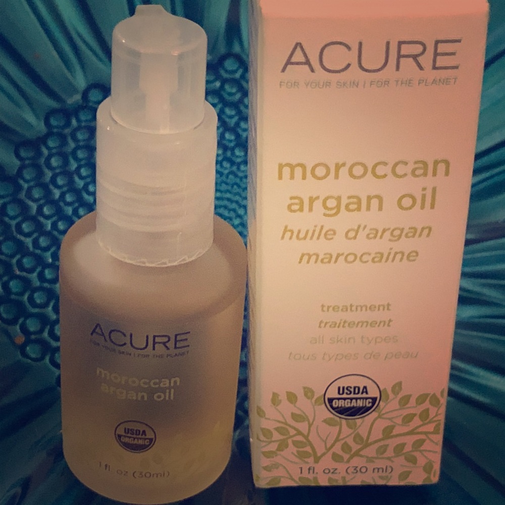 Acure 5-in-1 Moroccan Argan Oil.